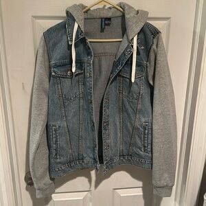 Hooded denim jacket